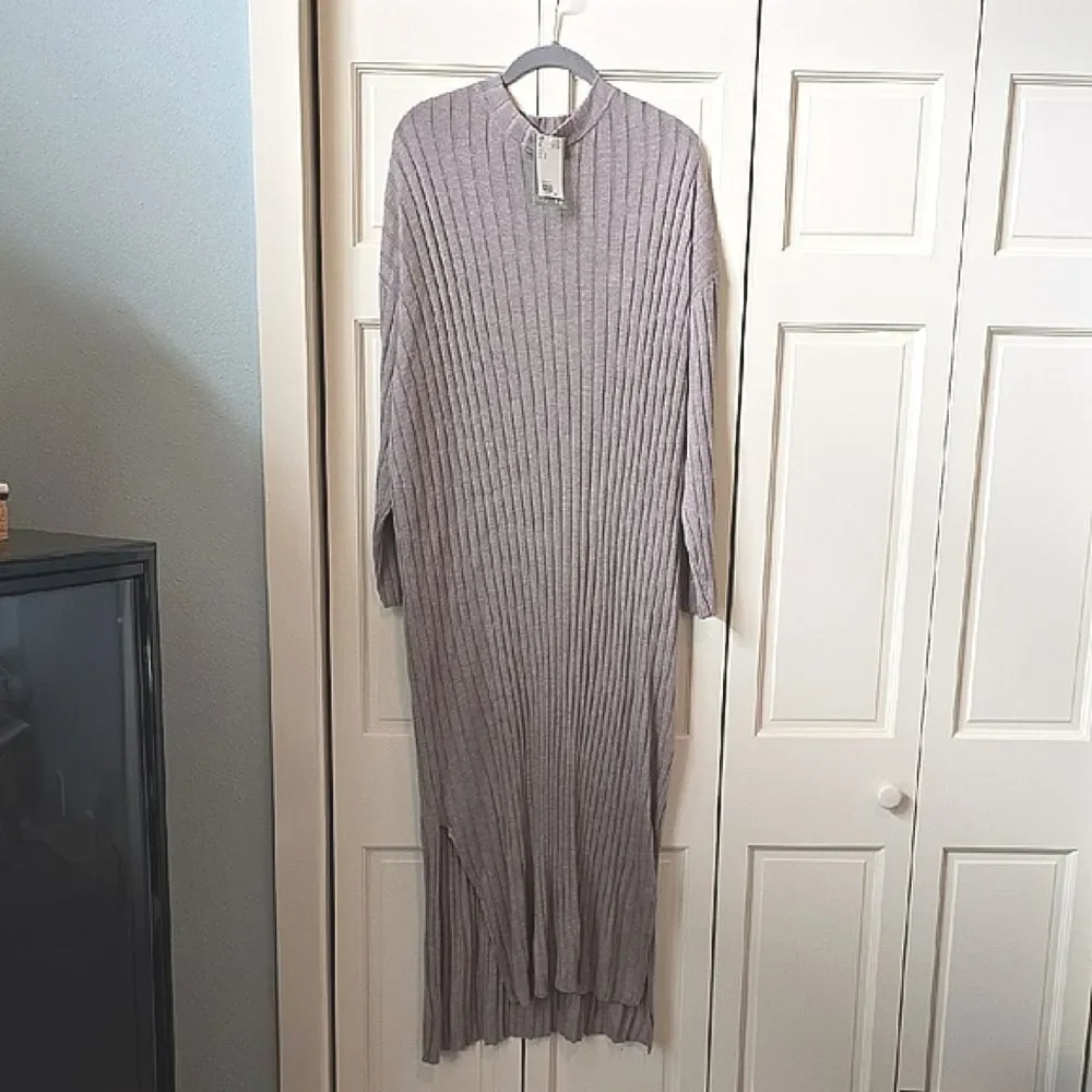 H&M Biege Ribbed Maxi Dress. NWT! Size S.